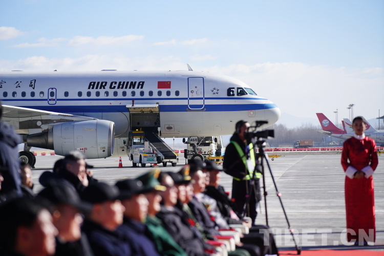 天博拉萨贡嘎国际机场第二跑道建成投运(图3)