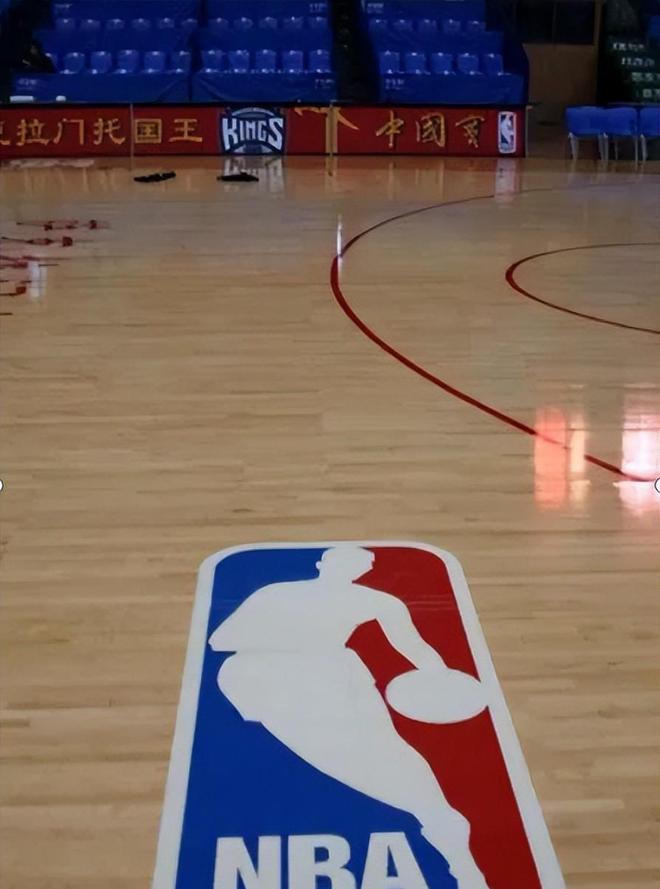 天博为什么NBA的球场要比其他联赛好看？(图28)